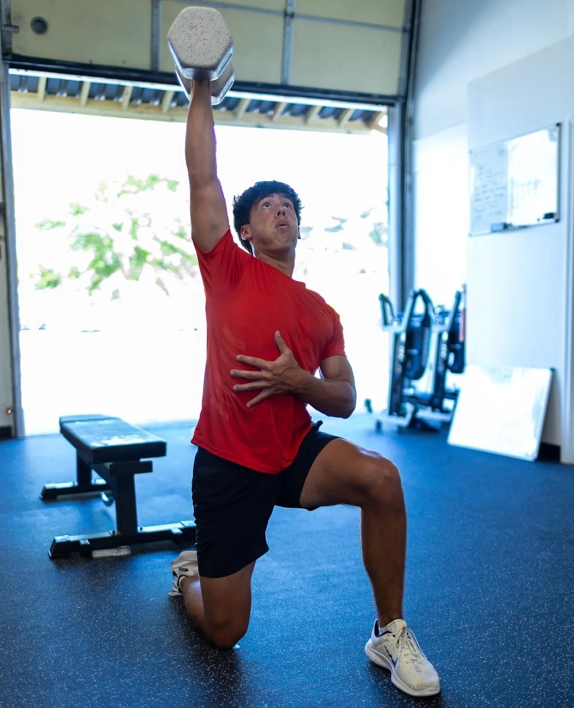 Half-kneeling overhead press